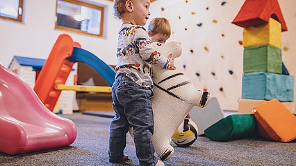 Kinder im Hotel Vorderronach